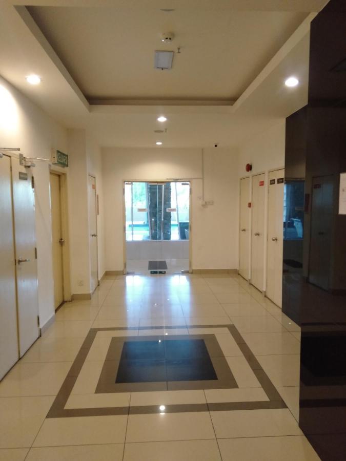 Risqi Apartment 2 Bedroom Wakaf Che Yeh Kota Bharu Zewnętrze zdjęcie